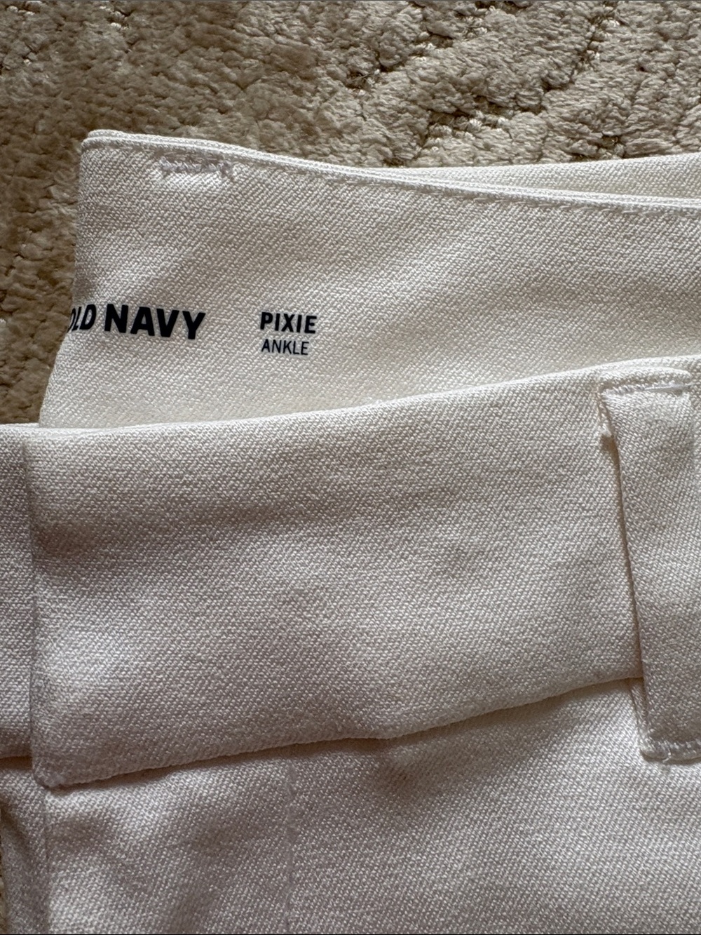 Old Navy pixie pants - Picture 3 of 3